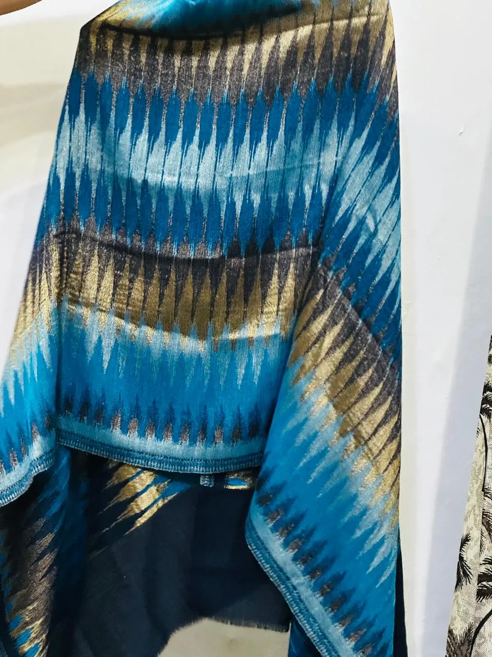 Estola de Lana y Seda Azul Cielo - Azul (3)